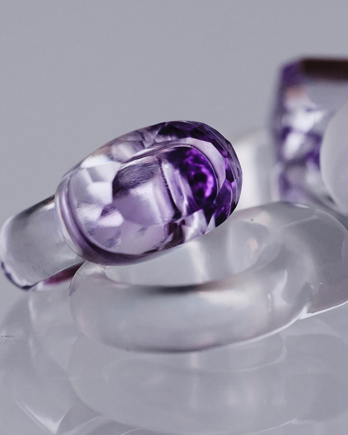 Amethyst oval cut ring