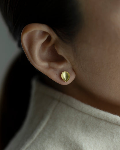 teardrop single earrings