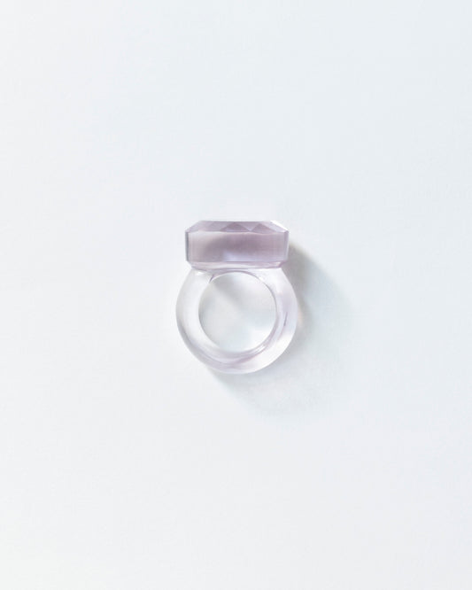 Amethyst oval cut ring