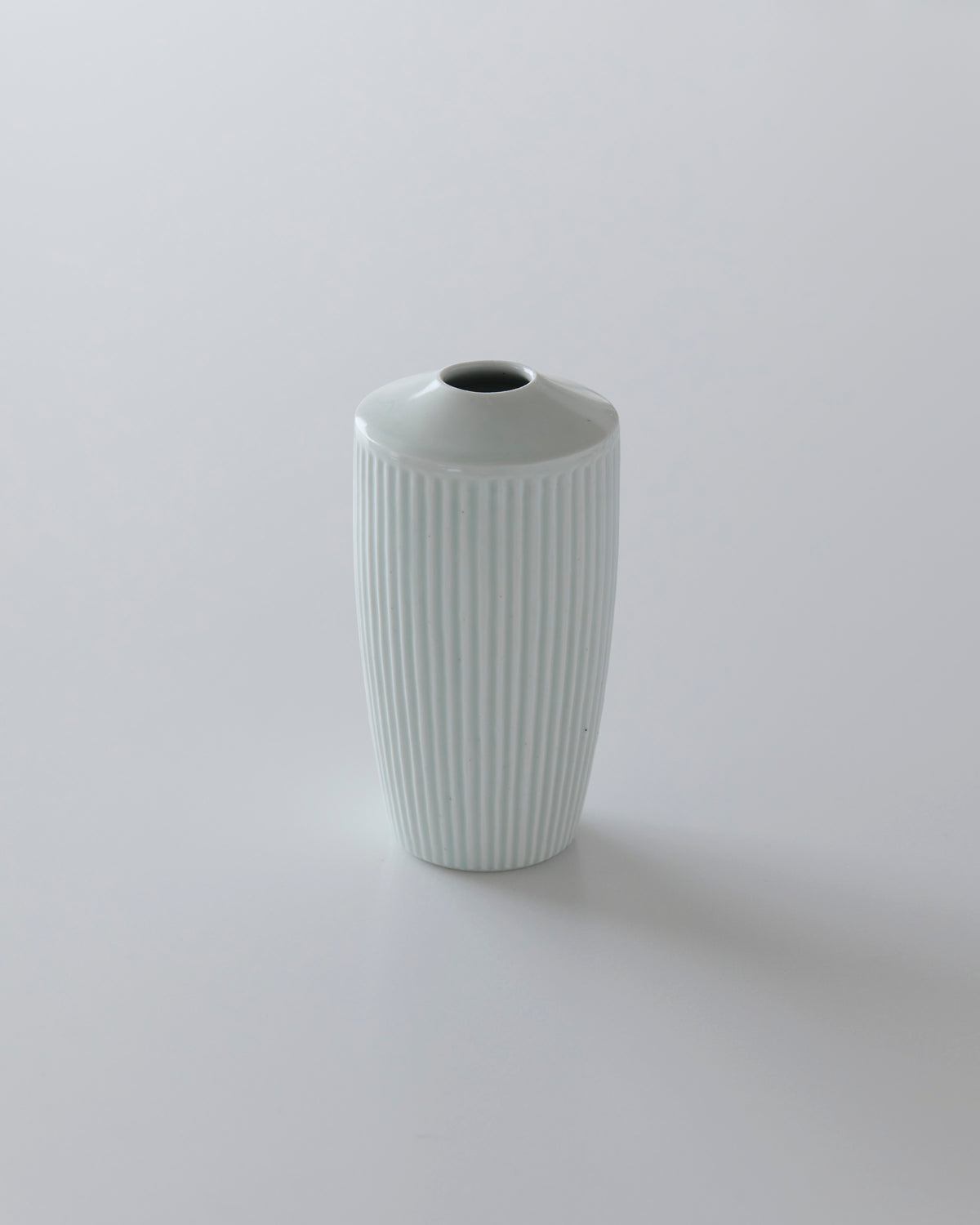 しのぎ花器