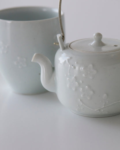 白釉梅花 一口杯