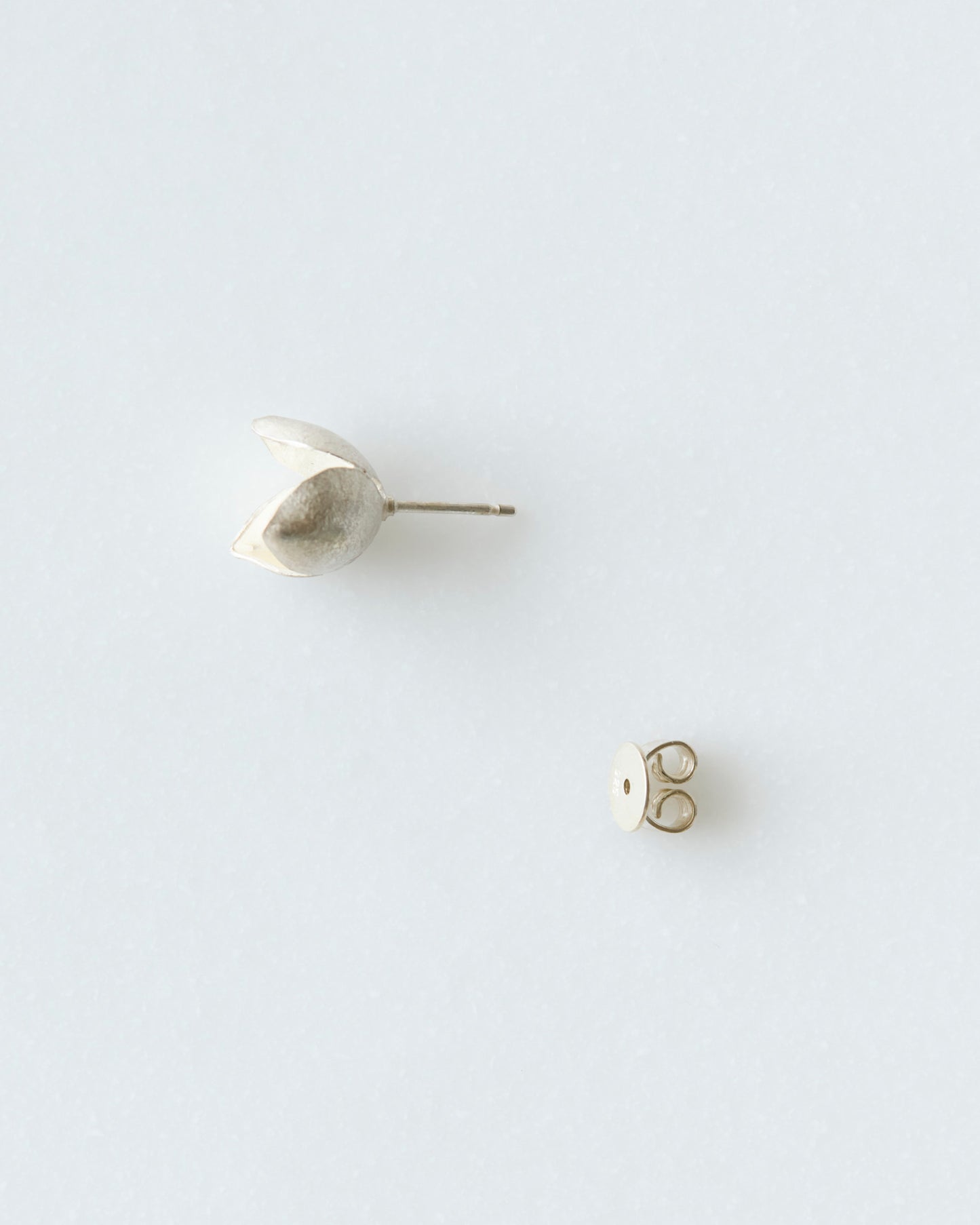 balloon flower small earrings